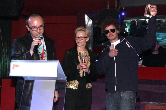 <p>Michał Kiciński i Marcin Iwiński z CD Projektu , Wirtualna Polska, Grupon, Like (Facebook) oraz Onet VOD - laureatami Nagród Internet Standard 2010</p>